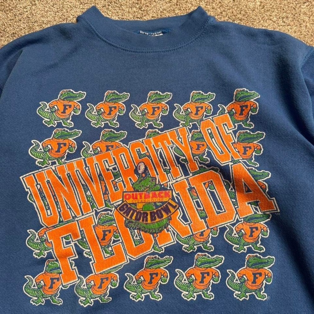 **SOLD** VINTAGE TULTEX UNIVERSITY OF FLORIDA "GATOR BOWL" SWEATSHIRT - Picture 3 of 5